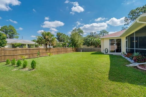 Elegant & Spacious Vacation Rental Single Family Casa in North Port