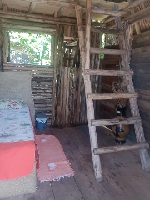 Cabana família coruja Campeggio /
resort per camper in Arembepe