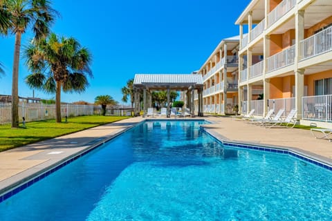 Dauphin Island Beach Club 106 Apartment in Dauphin Island