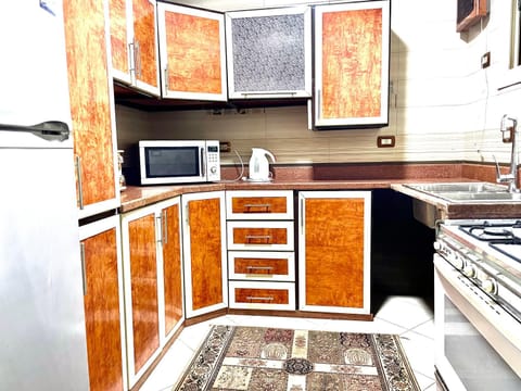 Modern furniture apartment in Maadi Condo in Cairo Governorate