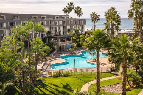 Pool view, Sea view, Swimming pool, Swimming pool, sunbed