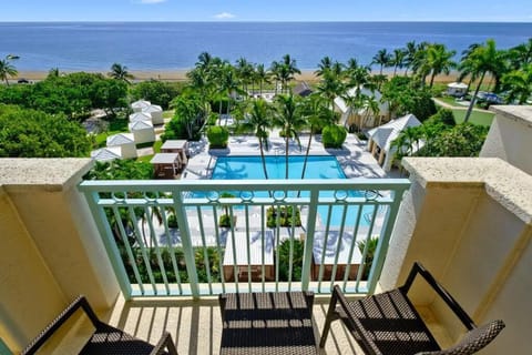 Studio Located at The Ritz Carlton Key Biscayne, Miami Copropriété in Key Biscayne