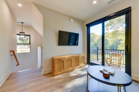 The Retreat at Lake Norman with Shared Dock and Slip Condo in Mooresville