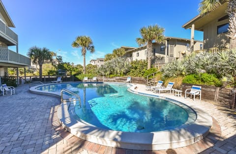 Beach Daze Townhome at Sea Dunes Green Turtle B5 ~ Ocean View next to Pool Condo in Edgewater