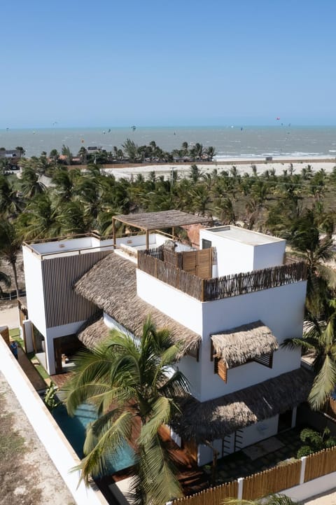 Villa Aura, piscina privativa e rooftop com vista excepcional pro mar, 150m do mar e do Rancho do Kite, Praia do Prea Villa in Jijoca de Jericoacoara