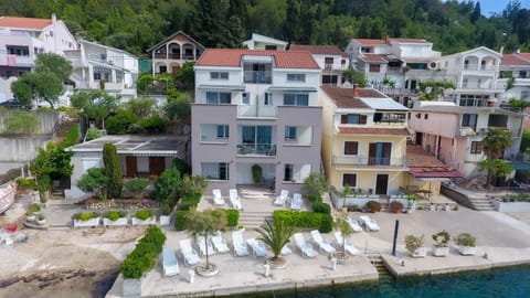 Apartment Antun - Adriatic coast retreat Condo in Dubrovnik-Neretva County
