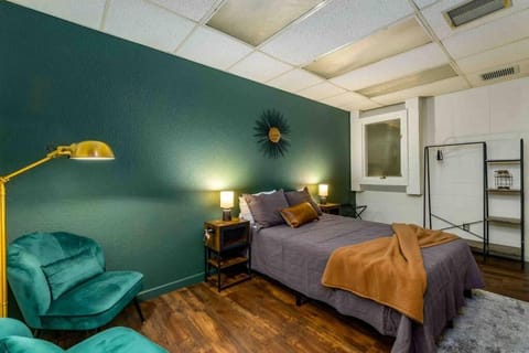 The Downtown ICT Experience 3br w/ Event Space House in Wichita