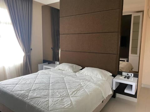 Lovely 3-Bedroom rental unit Condo in South Jakarta City