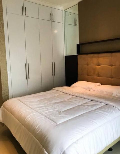 Lovely 3-Bedroom rental unit Condo in South Jakarta City