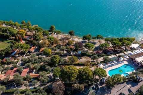 Campeggio Garda Campground/ 
RV Resort in Limone Sul Garda