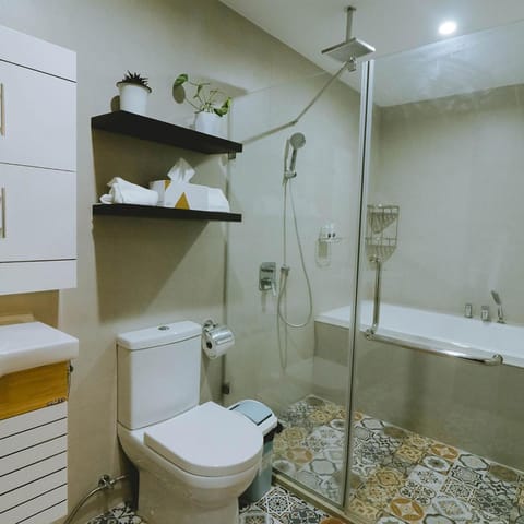 Shower, Bathroom