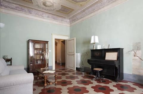 Almadelena Guest House Bed and Breakfast in Pisa