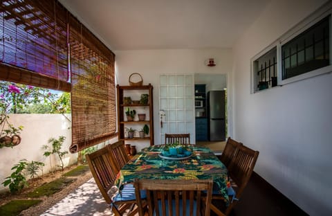 Patio, Dining area