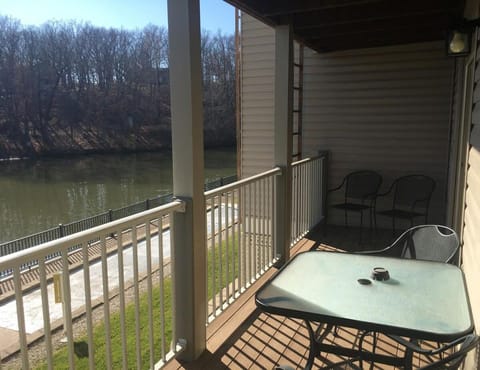 Lake View Condo with Pool and Hot Tub and Fishing Dock at Lake Ozarks Apartment in Osage Beach