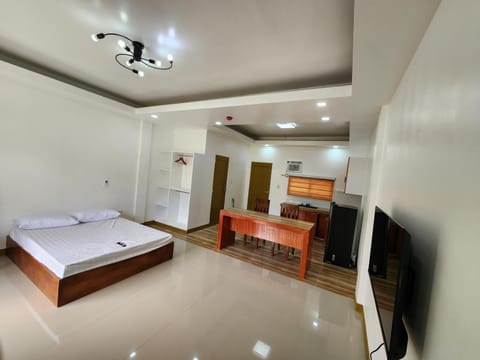 E&C Tourist Inn Condominio in Dumaguete