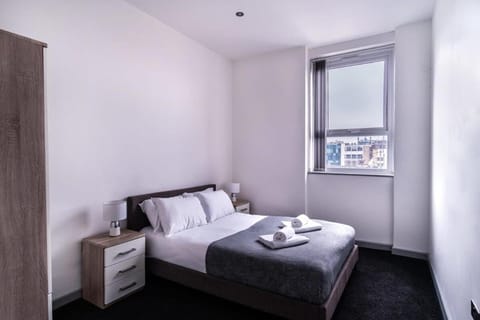 Contemporary 1 Bed Apartment in Central Blackburn Condo in Blackburn