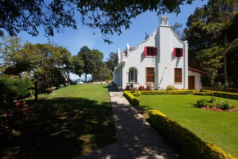 Facade/entrance, Garden