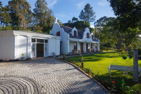 Facade/entrance, Garden