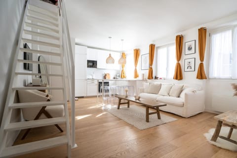 Beautiful duplex on the outskirts of Paris - Welkeys Appartement in Levallois-Perret