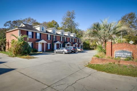 Quaint Orangeburg Townhome Near Hospitals and Campus Casa in Orangeburg