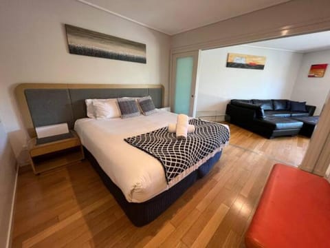 Peppers Salt Resort & Spa 2 br luxury spa suite Condo in Kingscliff