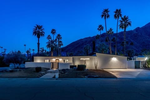 The Regal House in Palm Springs