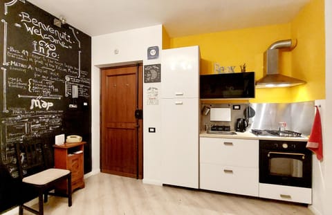 Coffee/tea facilities, Kitchen or kitchenette, minibar, pet friendly, stove