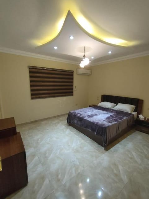 Apartment with 3 bedrooms Condo in Cairo Governorate
