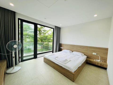 Nhà phố Swanbay bình yên, ấm cúng Apartment in Ho Chi Minh City