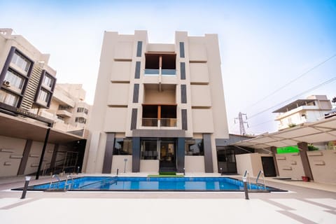 Property building, Pool view