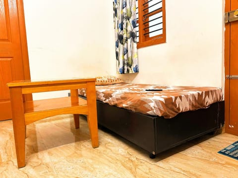 Cozy 2 bed room house with kitchen and wifi. Copropriété in Bengaluru