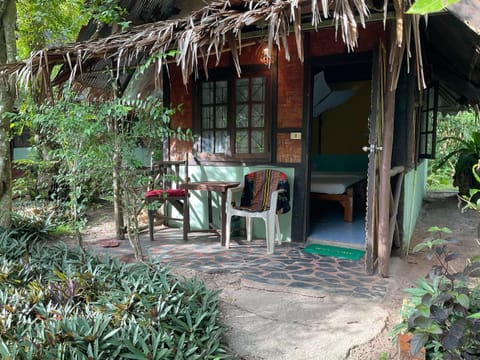 Dawn of Happiness Bed and Breakfast in Krabi Changwat