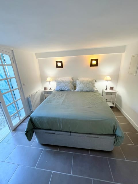 VILLA CANZOMY Bed and Breakfast in Saint Paul de Vence