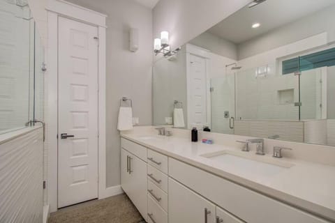 Luxurious Med Cntr/NRG Townhome Eigentumswohnung in Houston