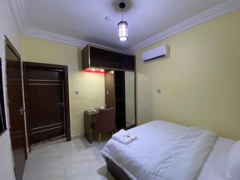 MOK Apartments & Suites Hotel in Lagos