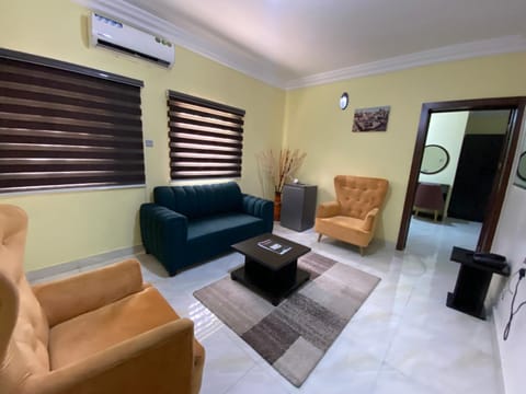 MOK Apartments & Suites Hotel in Lagos