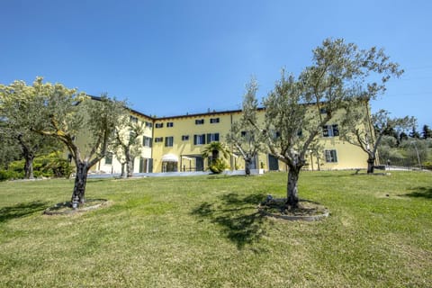Residence Fontanelle Aparthotel in Lake Garda