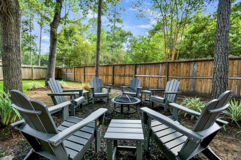 *New The Woodlands - Casa Bosque Luxury Retreat House in The Woodlands