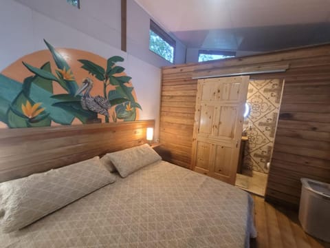 Ponci’s Gate to Gaia Holistic Center Bed and Breakfast in Bocas del Toro Province