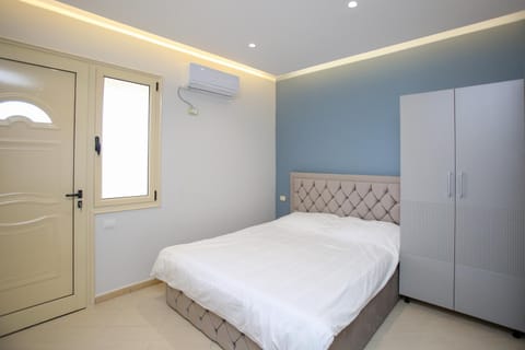 Sale e Sole Rooms Vacation rental in Vlorë