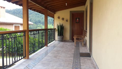 Casa de La Luna House in Monte Verde