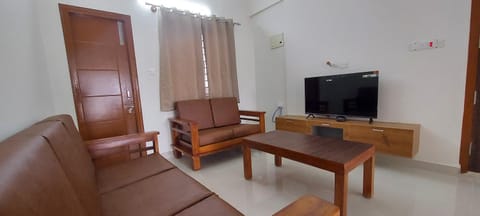Tranquil Serviced Apartments - Sarjapur Condo in Bengaluru