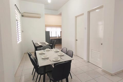 Dining area, air conditioner