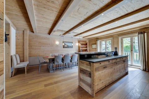 CHALET AROLAY Chalet in Val dIsere