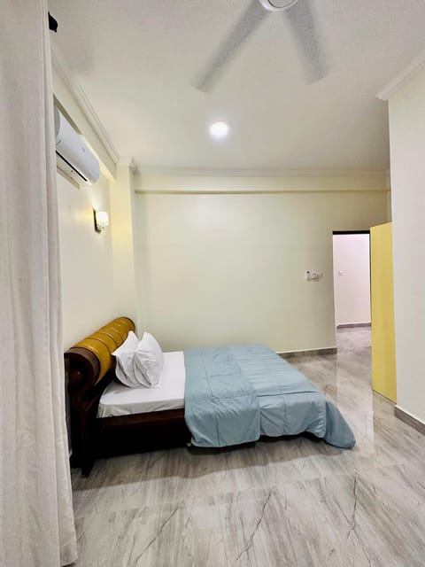 SEA-VIEW 3-Bedroom/5-BEDS-APT Condo in City of Dar es Salaam