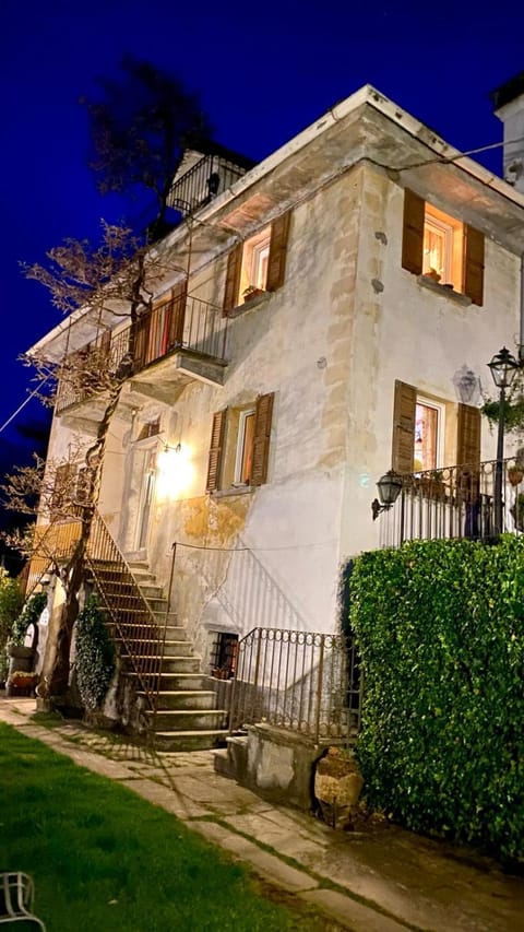 B&B Villa Moro - Family House Übernachtung mit Frühstück in Domodossola