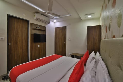 Hotel Sunstar Inn Hotel in Ahmedabad