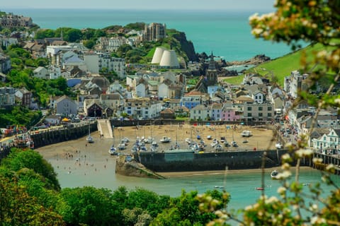 Nearby landmark, Day, Natural landscape, Bird's eye view, Beach, City view, Sea view