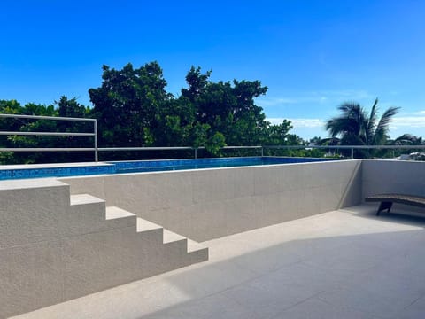 Balcony/Terrace, Swimming pool