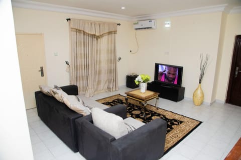 VelvetRose Cottage Bed and Breakfast in Lagos